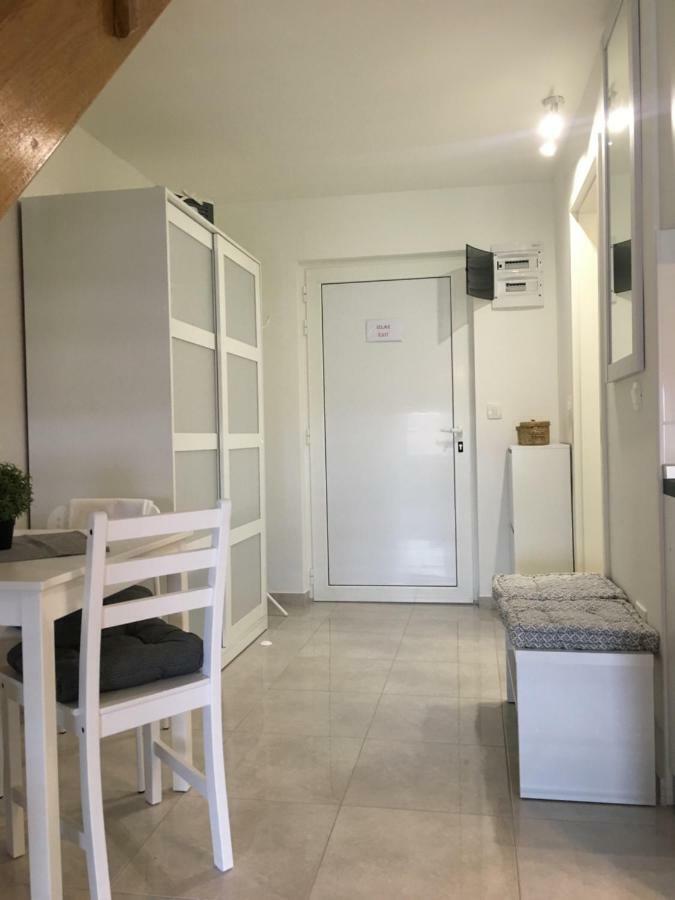 Apartman Govic Умаг Екстериор снимка