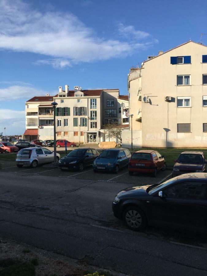 Apartman Govic Умаг Екстериор снимка